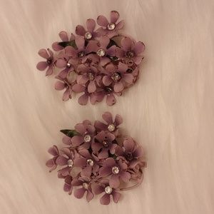 Vintage lilac clip-on earrings